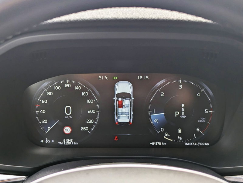 Volvo XC60 usata a Pescara (5)