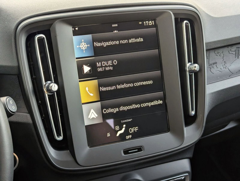 Volvo XC40 usata a Pescara (10)