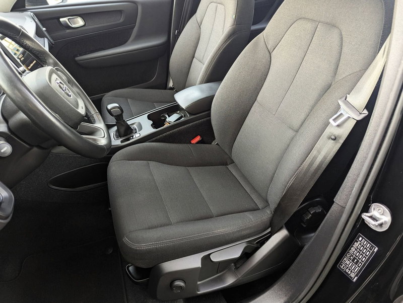 Volvo XC40 usata a Pescara (8)