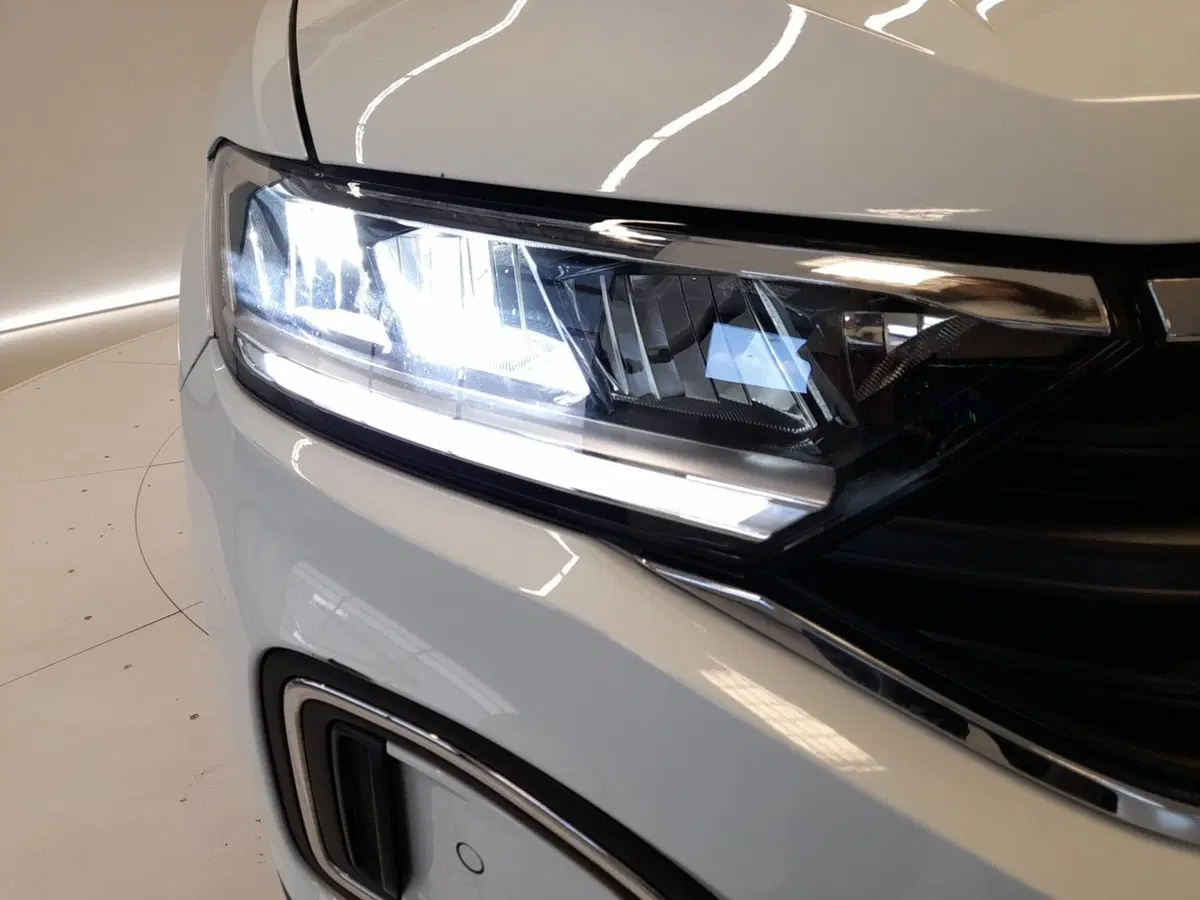 Volkswagen T-Roc usata a Bologna (8)