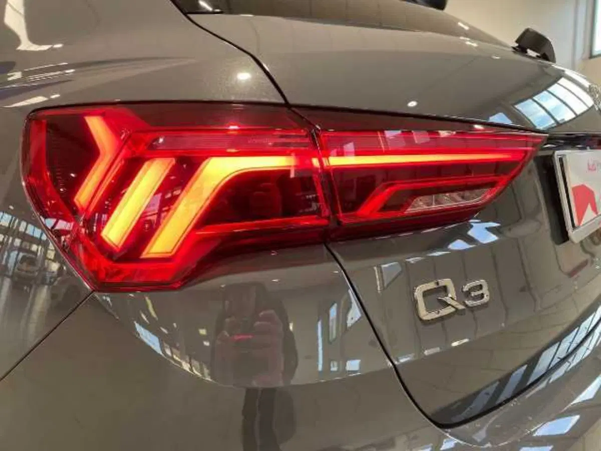 Audi Q3 usata a Prato (10)