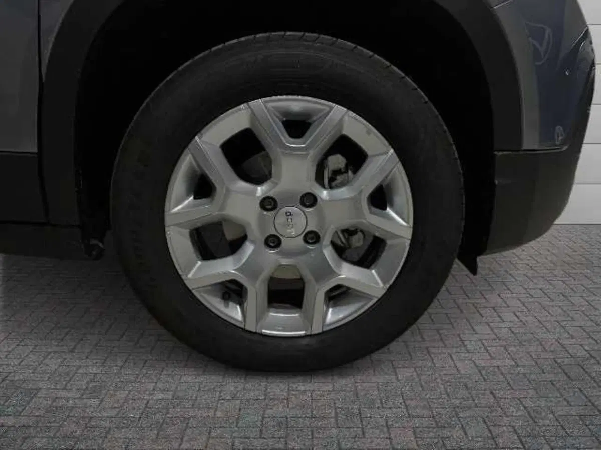 Jeep Avenger usata a Prato (6)