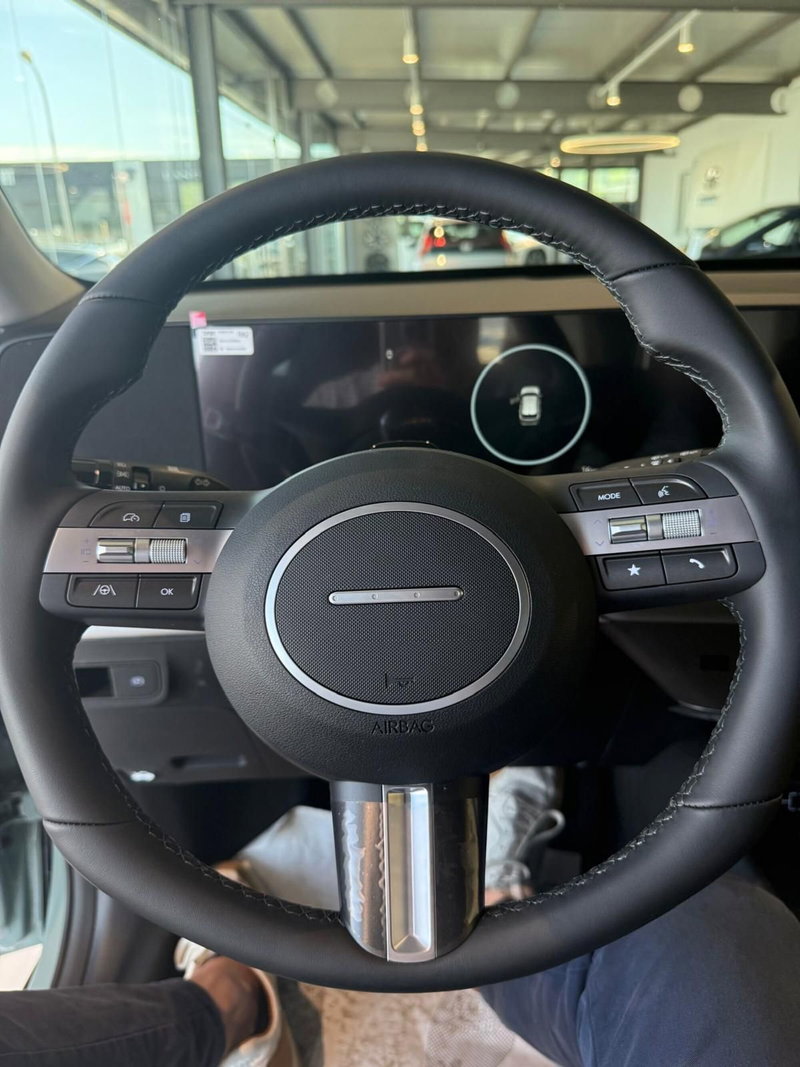 Hyundai Kona nuova a Frosinone (13)