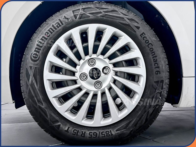 Fiat 500 Cabrio nuova a Milano (7)