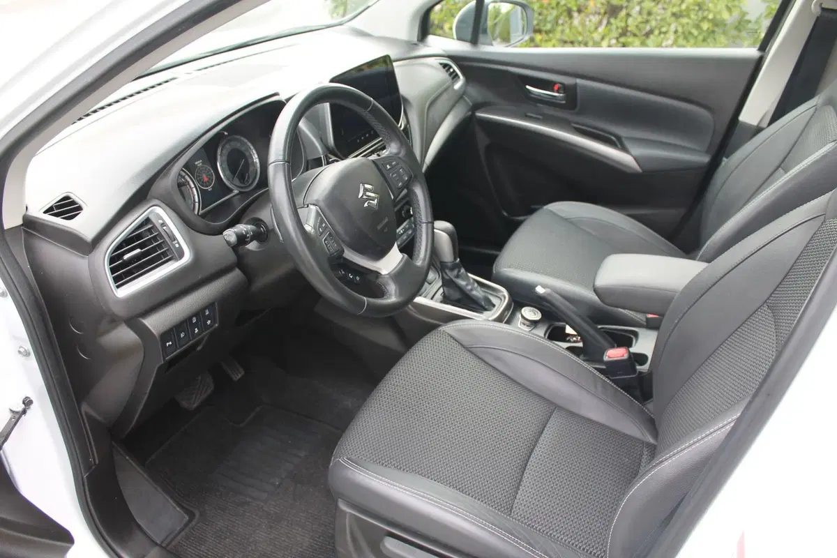 Suzuki S-Cross usata a Cuneo (8)