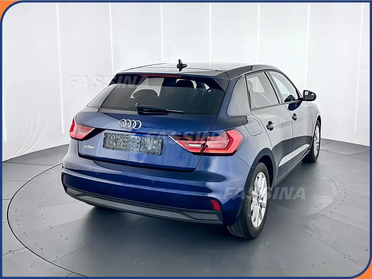 Audi A1 Sportback usata a Milano (6)