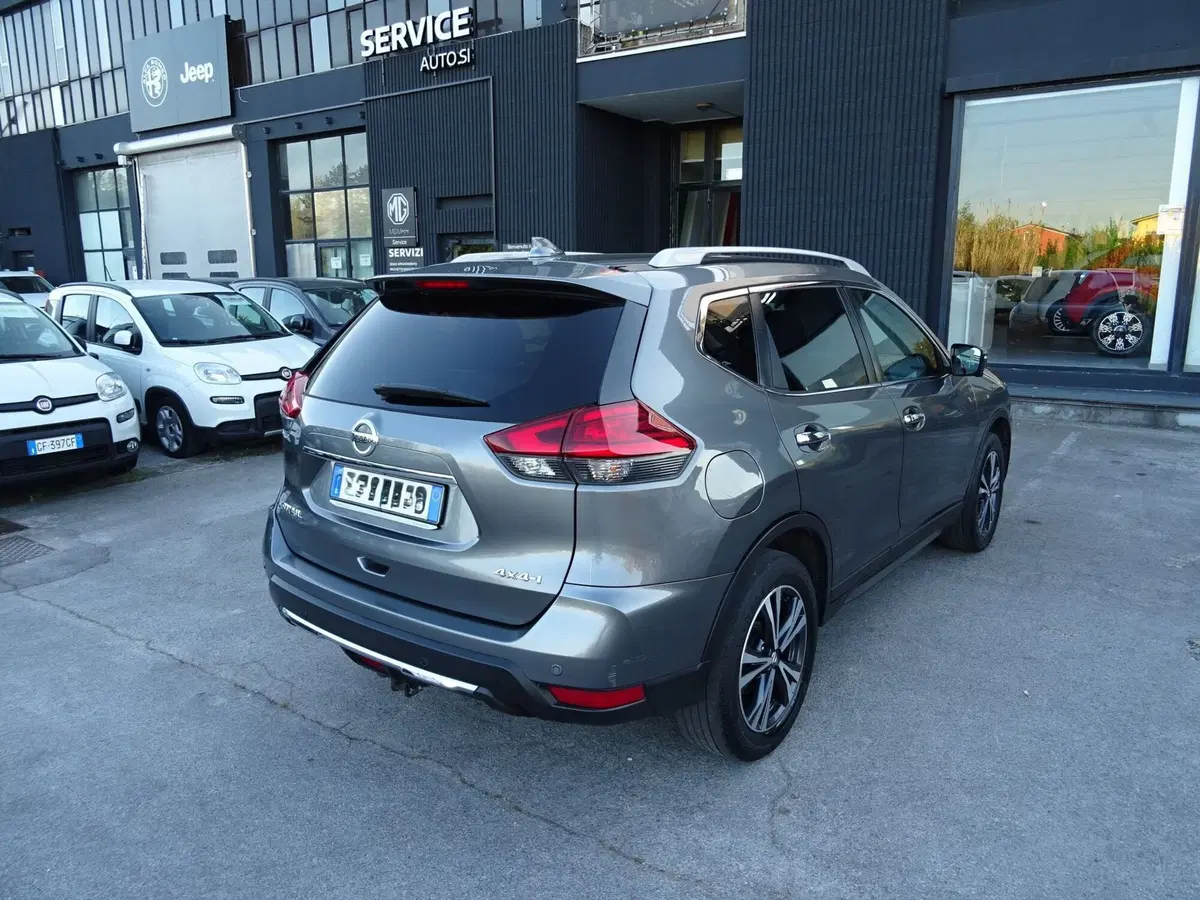 Nissan X-Trail usata a Lucca (4)