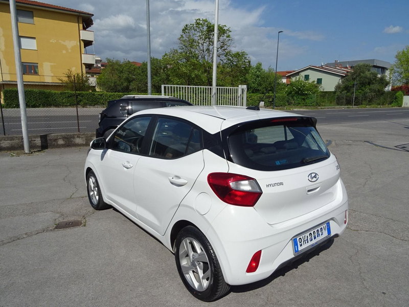 Hyundai i10 usata a Lucca (3)