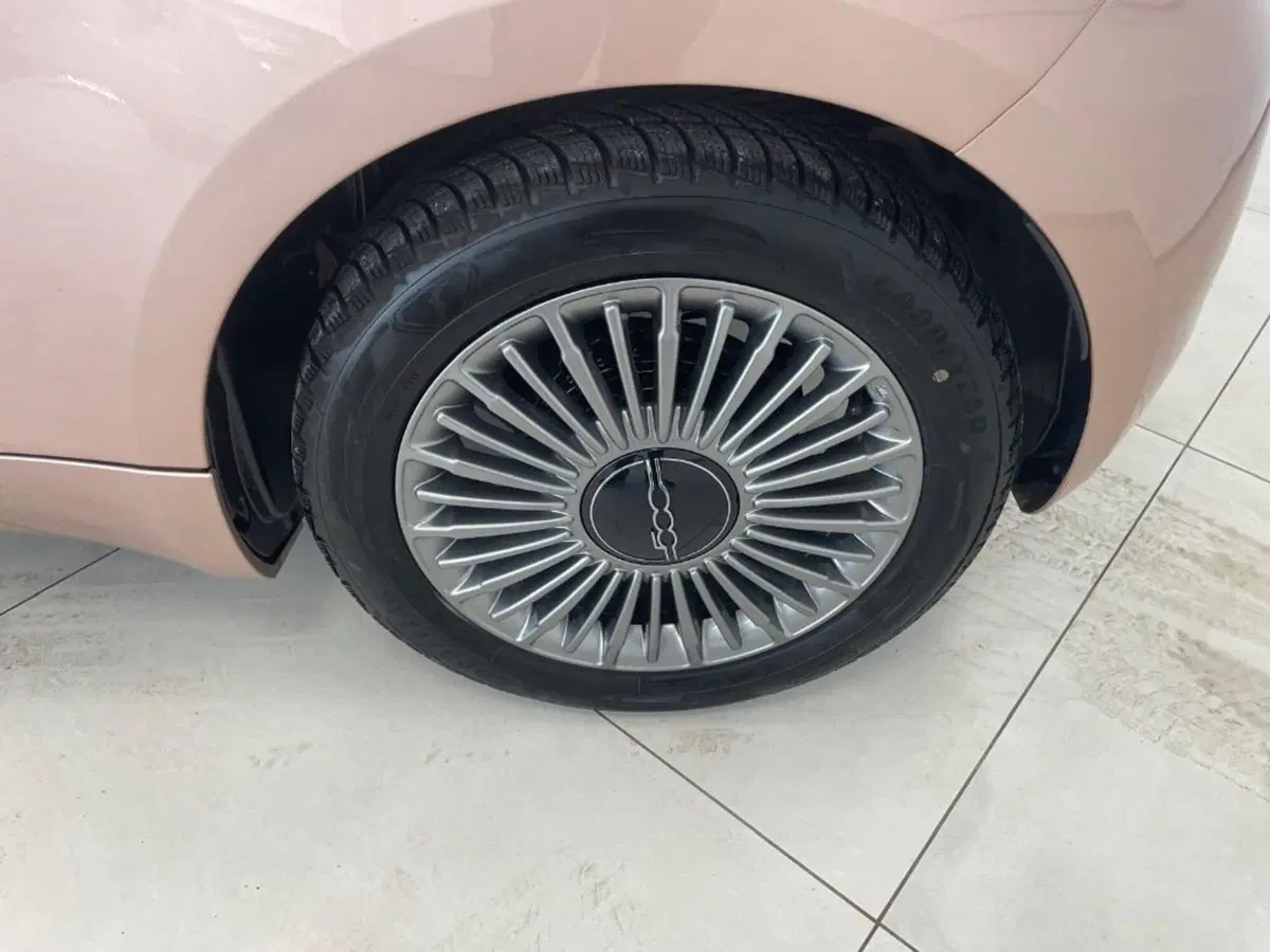 Fiat 500 Cabrio usata a Palermo (12)