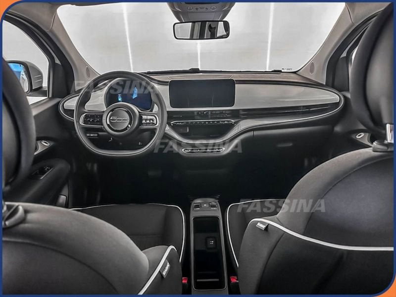 Fiat 500 Cabrio nuova a Milano (10)