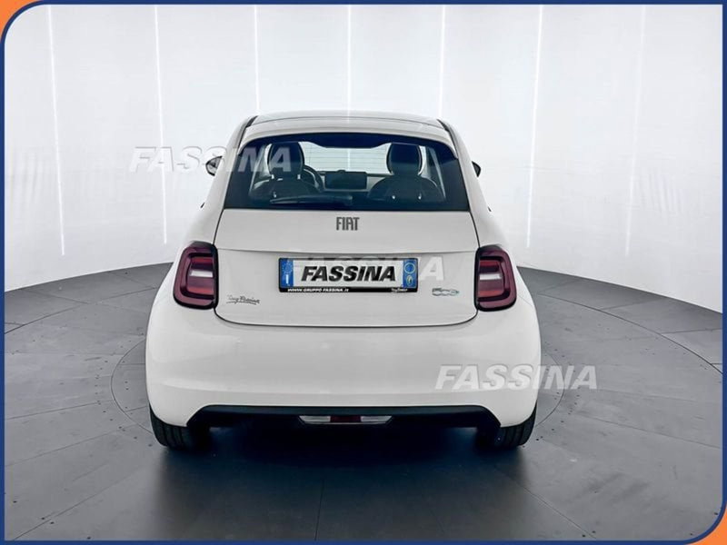Fiat 500 Cabrio nuova a Milano (5)