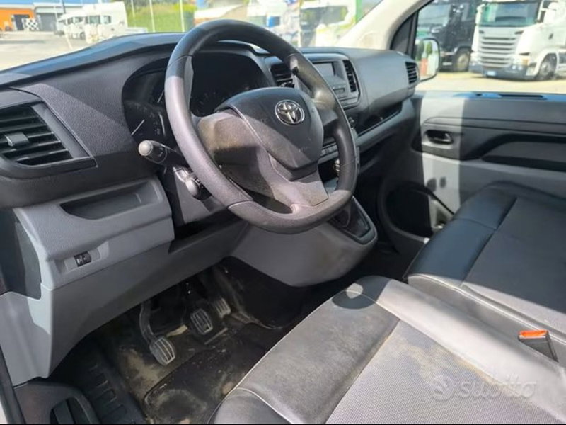 Toyota Proace usata a Treviso (9)