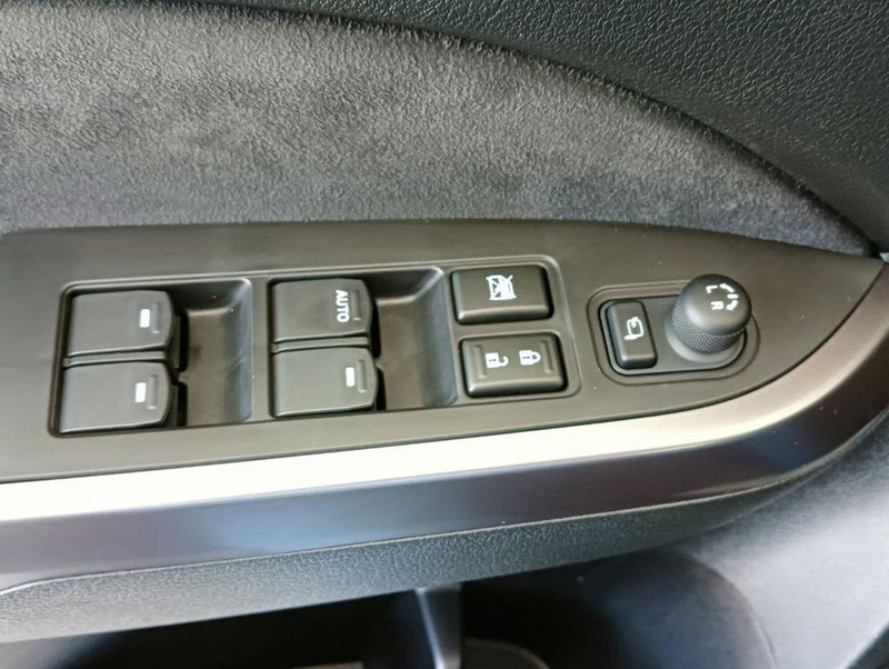 Suzuki Vitara nuova a Milano (9)