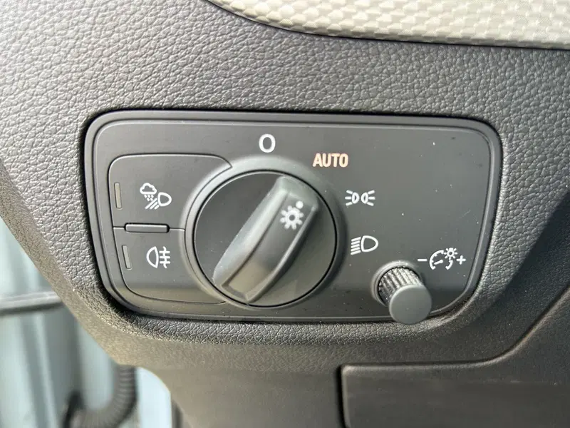 Audi Q2 usata a Modena (18)