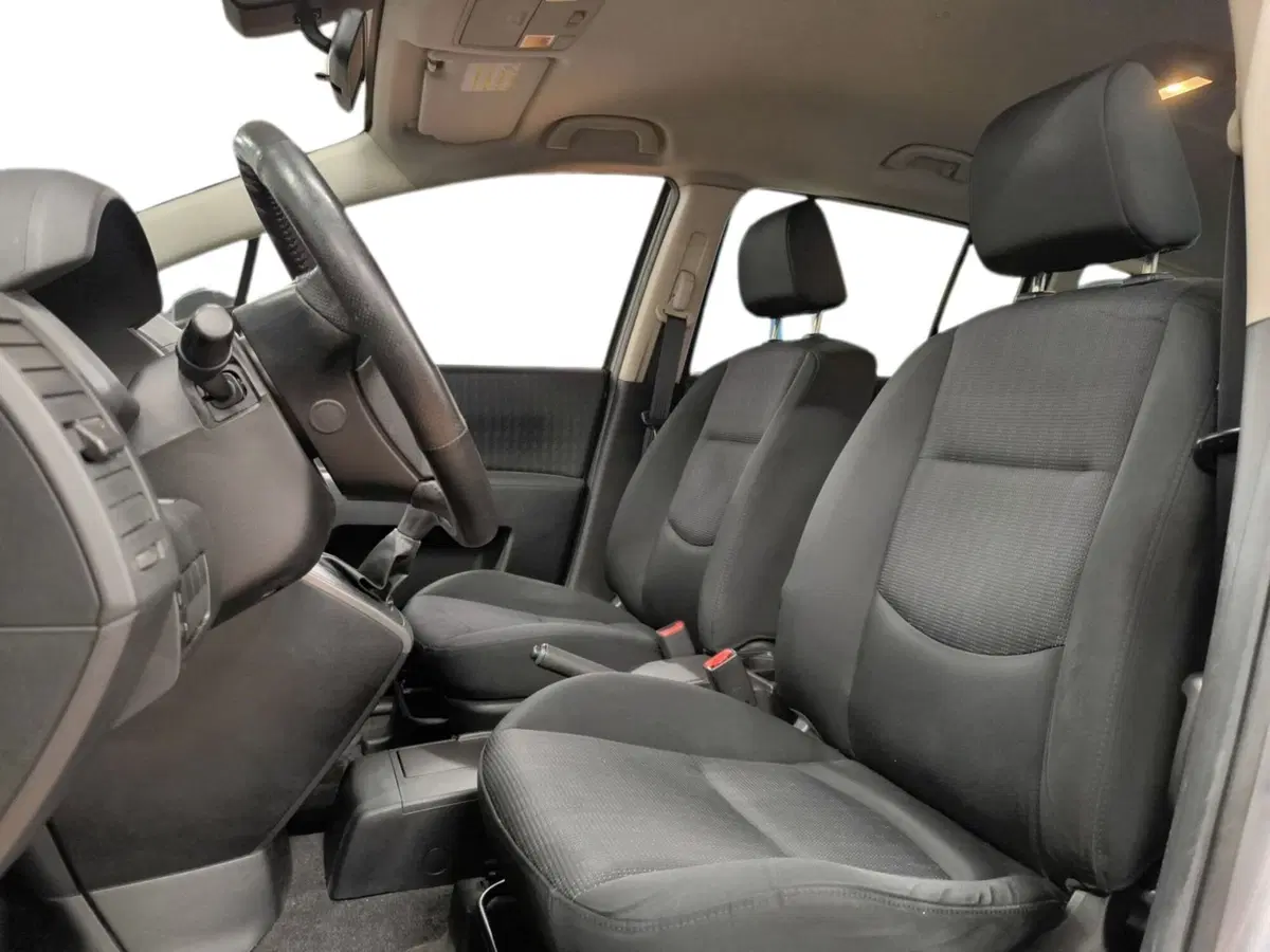 Mazda Mazda5 usata a Udine (8)