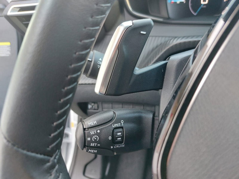 Peugeot 2008 usata a Pavia (10)