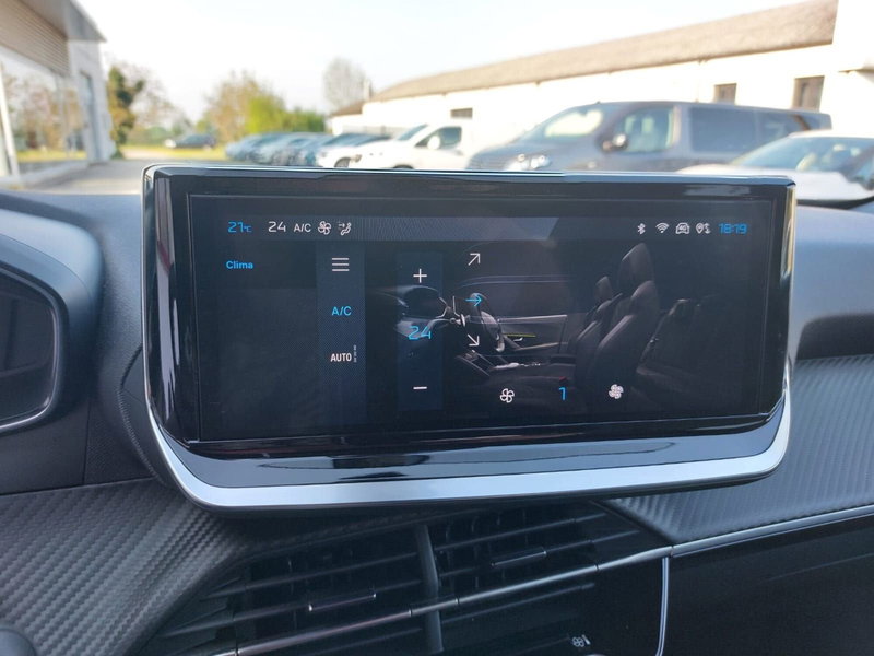 Peugeot 2008 usata a Pavia (8)