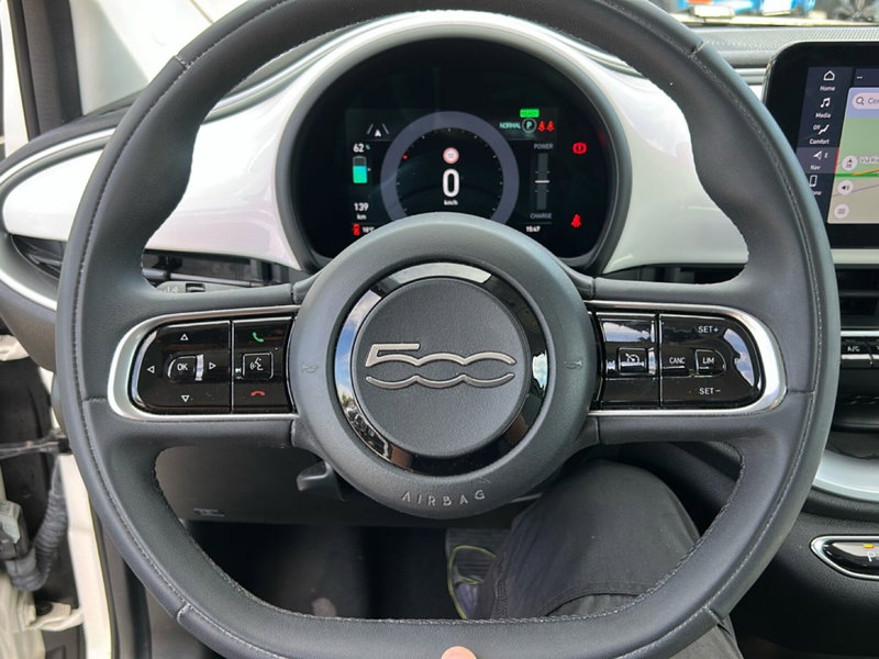 Fiat 500 Cabrio usata a Latina (14)