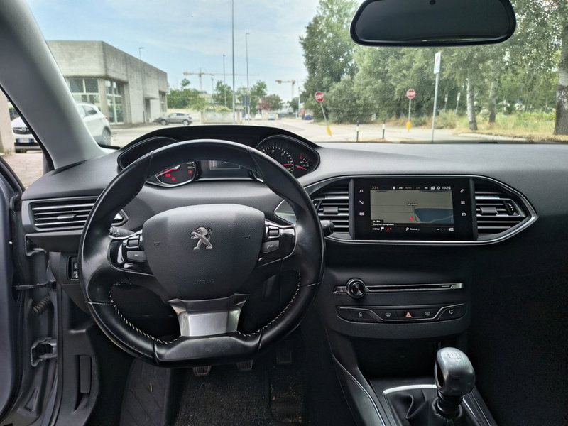 Peugeot 308 SW usata a Padova (11)