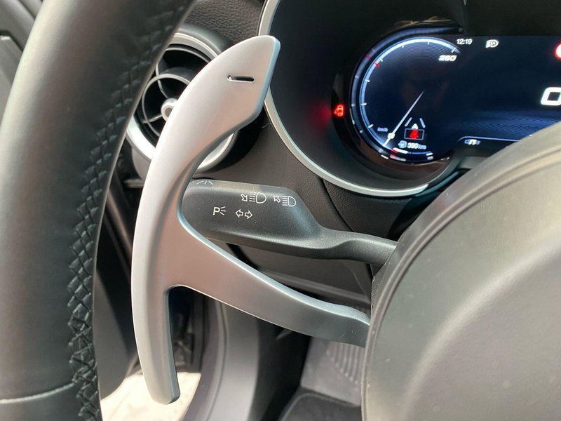 Alfa Romeo Stelvio usata a Milano (19)