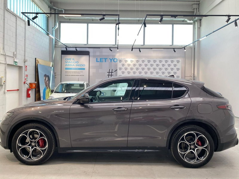 Alfa Romeo Stelvio usata a Milano (2)