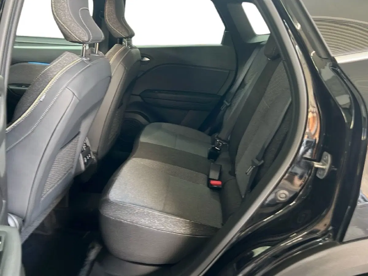 Renault Symbioz usata a Roma (11)