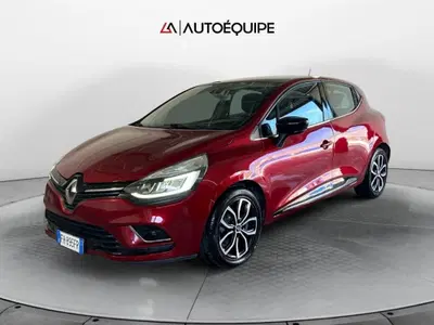 Renault Clio dCi 8V 90CV Start&amp;Stop 5 porte Energy Intens del 2017 usata a Roma