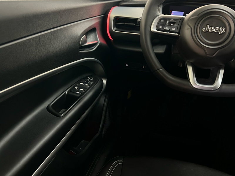 Jeep Avenger usata a Roma (13)