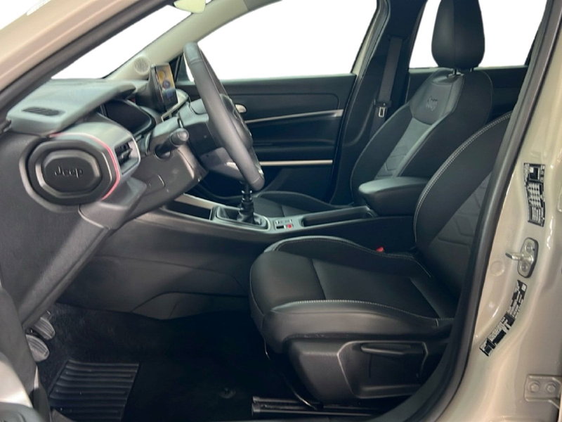 Jeep Avenger usata a Roma (14)