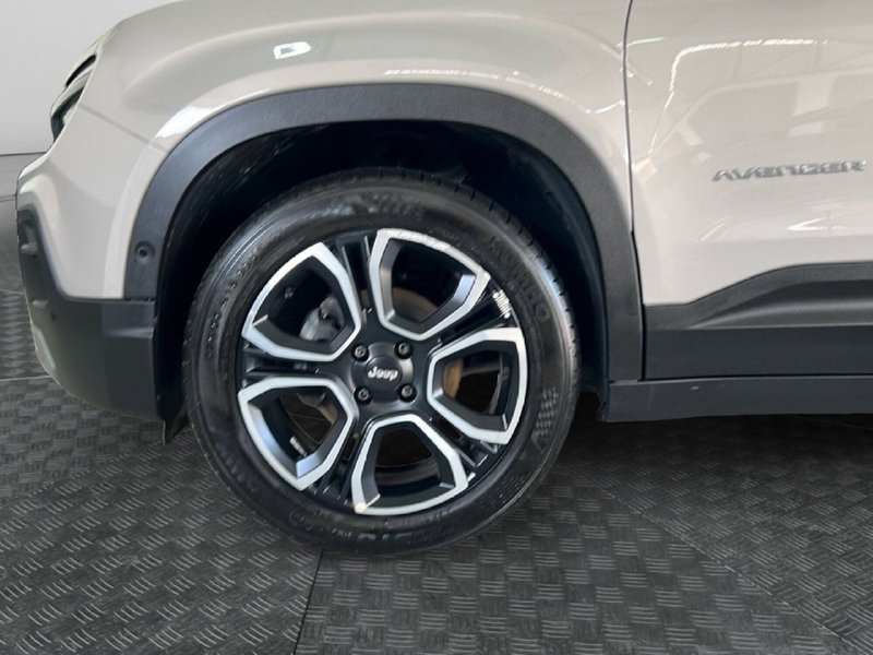 Jeep Avenger usata a Roma (9)