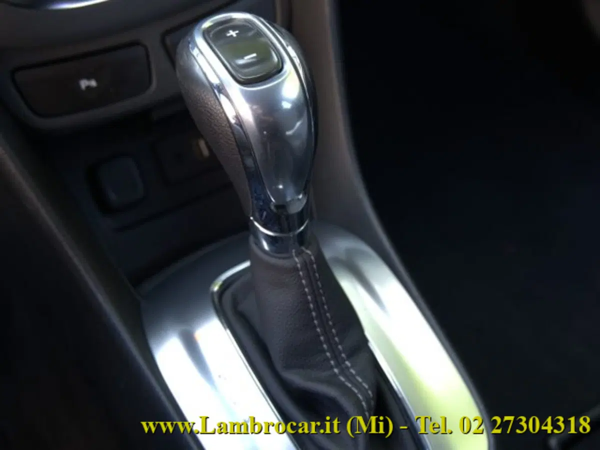 Opel Mokka usata a Milano (9)