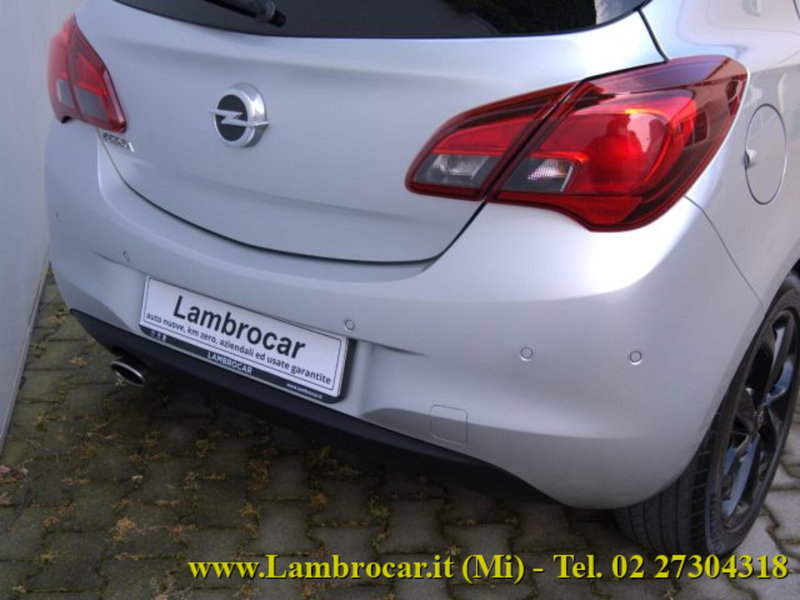 Opel Corsa usata a Milano (12)