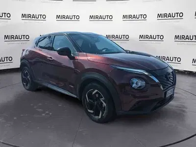 Nissan Juke 1.6 hev N-Connecta del 2023 usata a Roma