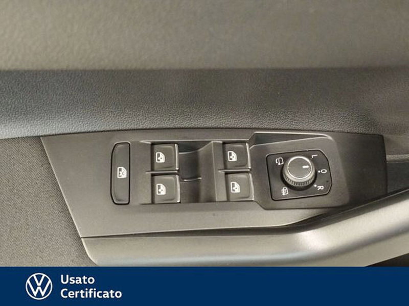 Volkswagen Taigo usata a Vicenza (17)