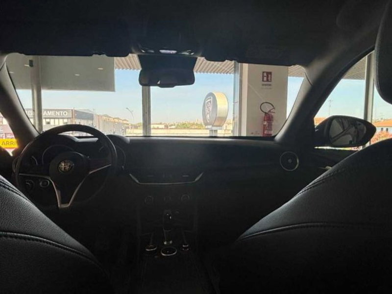 Alfa Romeo Stelvio usata a Caltanissetta (15)