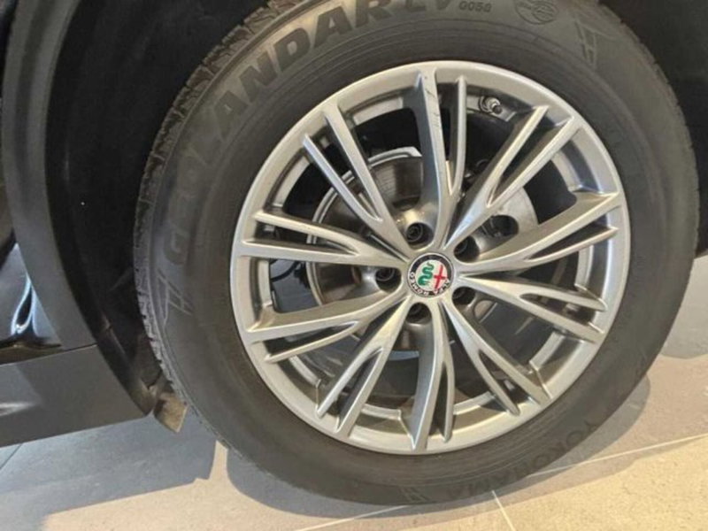 Alfa Romeo Stelvio usata a Caltanissetta (17)