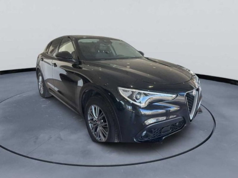 Alfa Romeo Stelvio usata a Caltanissetta (2)