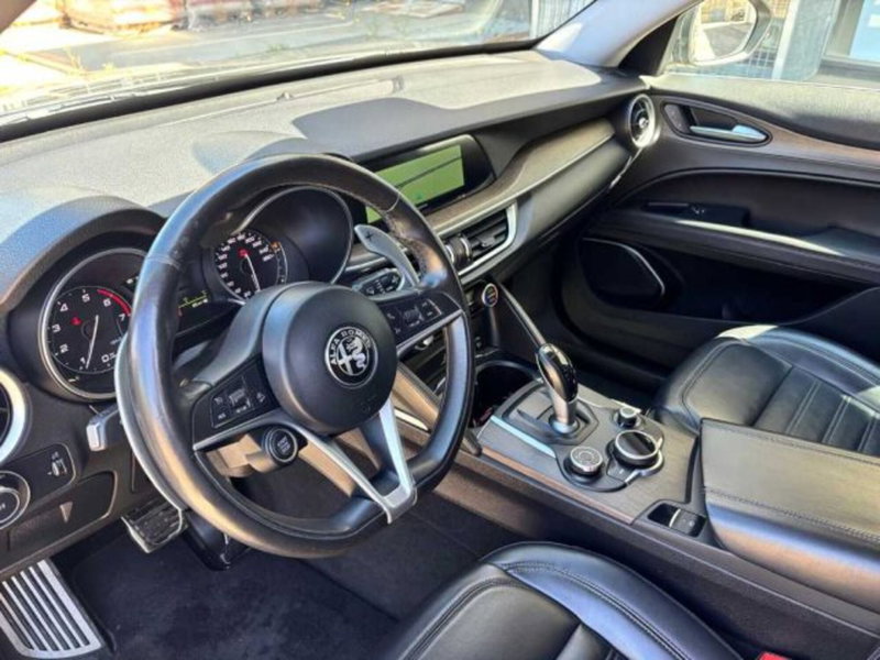 Alfa Romeo Stelvio usata a Caltanissetta (11)