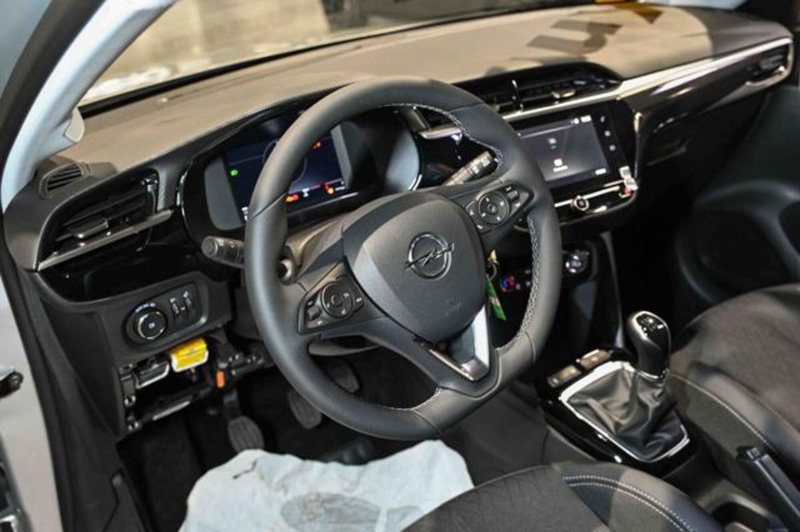 Opel Corsa nuova a Torino (12)