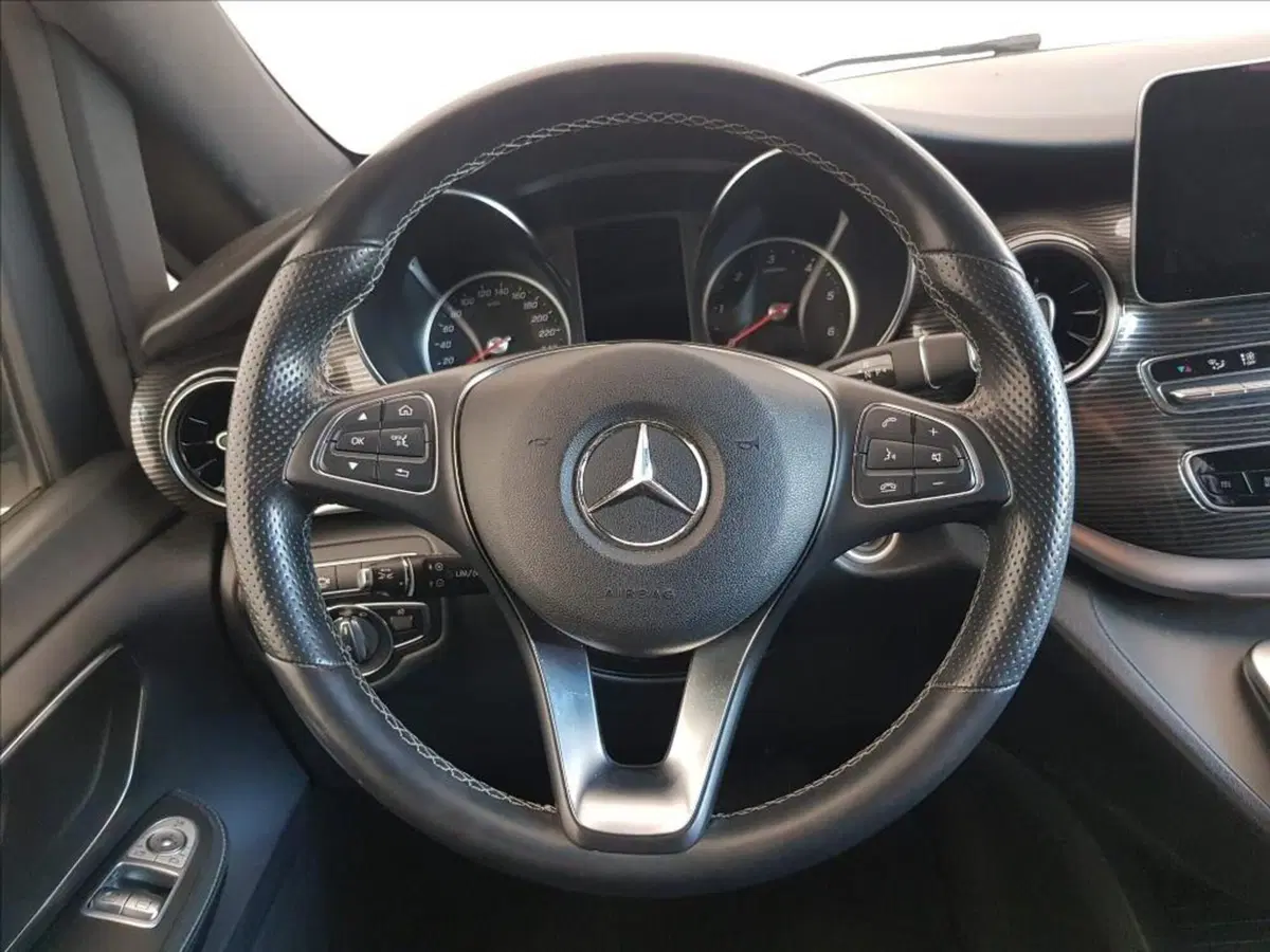 Mercedes-Benz Classe V usata a Lucca (15)