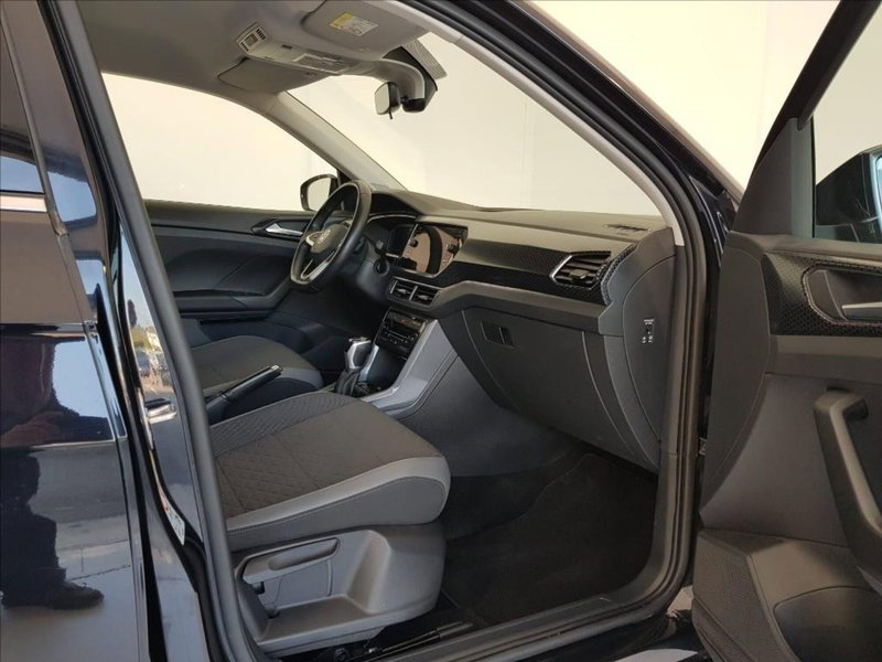 Volkswagen T-Cross usata a Lucca (10)
