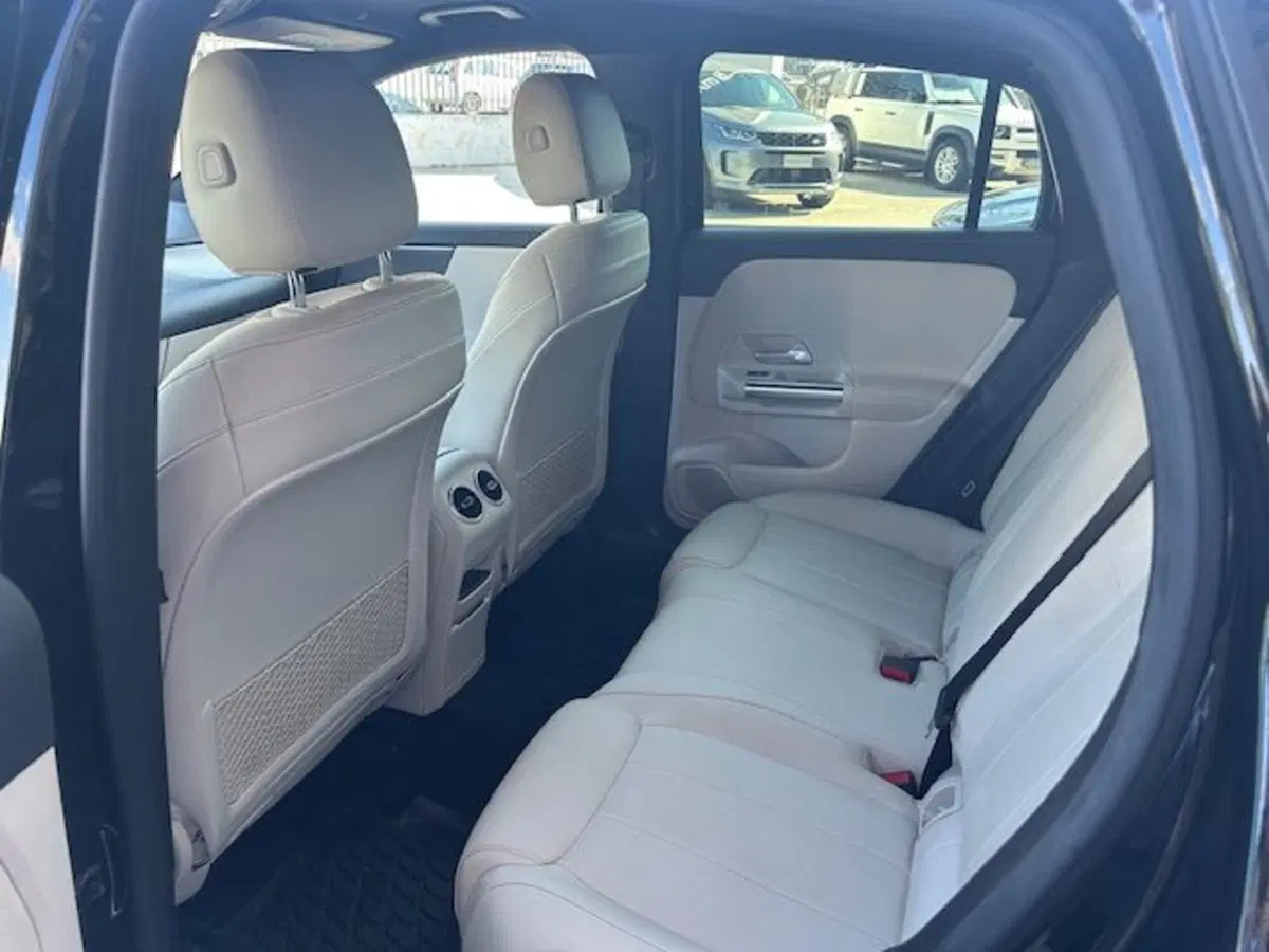 Mercedes-Benz GLA SUV usata a Potenza (13)