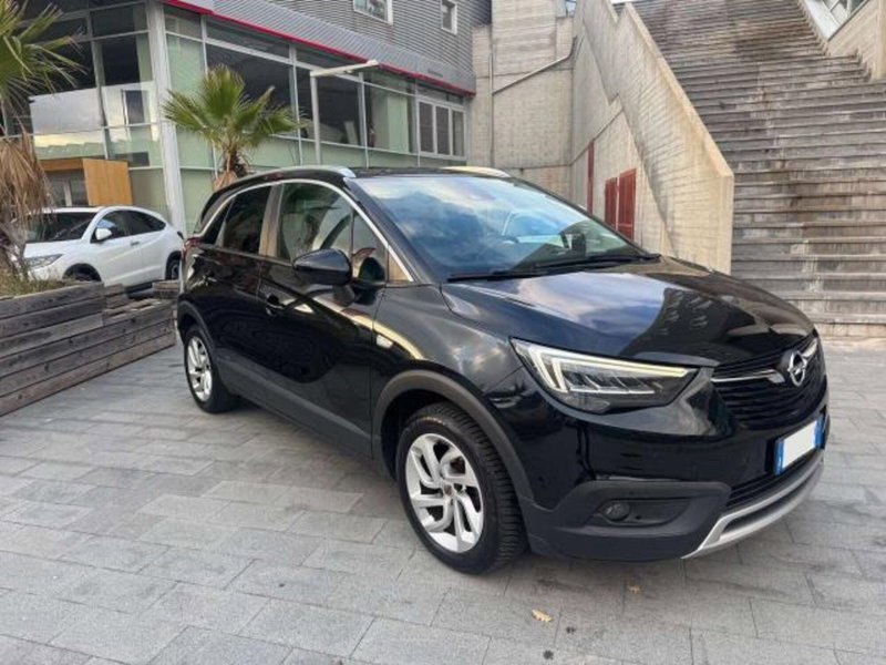 Opel Crossland X usata a Savona (8)