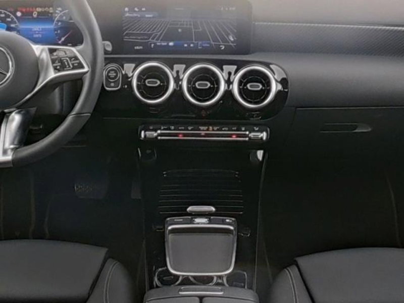 Mercedes-Benz Classe A usata a Milano (9)