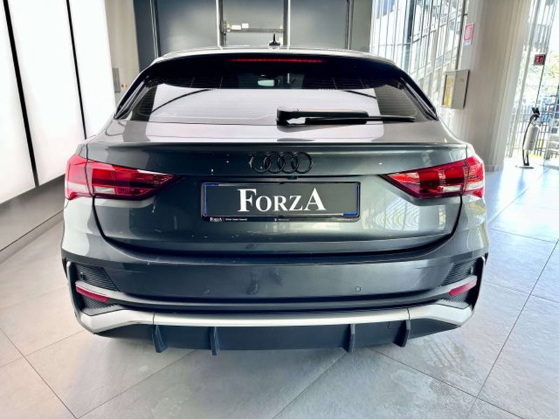 Audi Q3 Sportback usata a Torino (7)