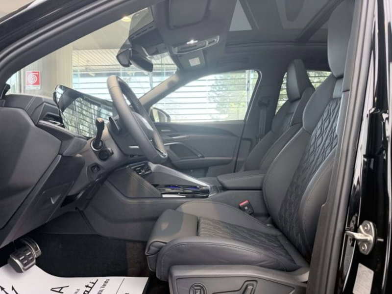 Audi SQ5 Sportback nuova a Torino (8)