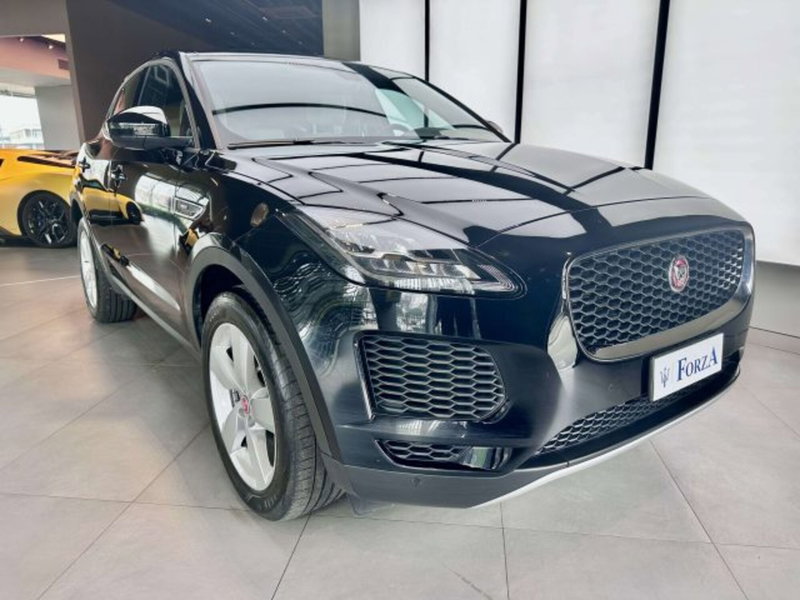 Jaguar E-Pace usata a Torino (3)