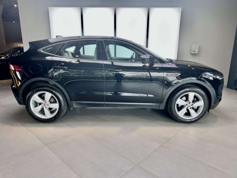 Jaguar E-Pace usata a Torino (4)