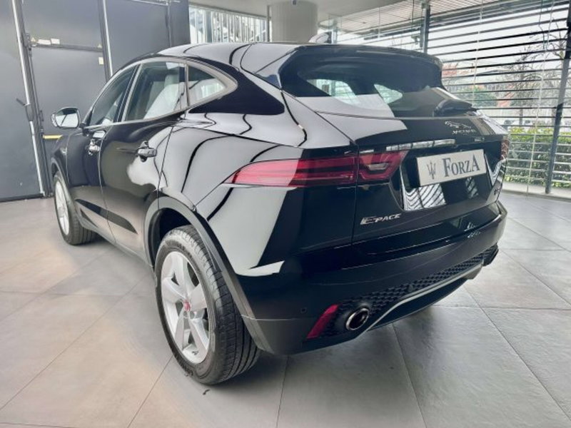 Jaguar E-Pace usata a Torino (8)