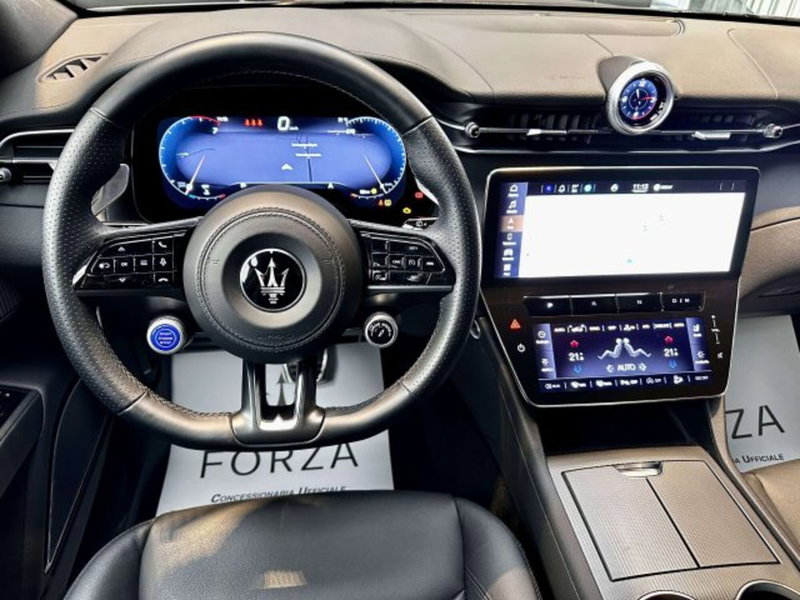 Maserati Grecale usata a Torino (14)